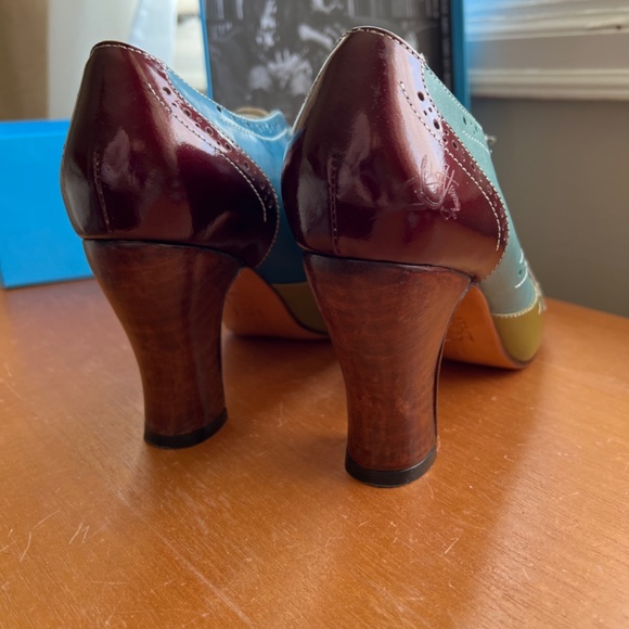 John Fluevog Teal and Olive Lace-Up Heels - Picture 3 of 3